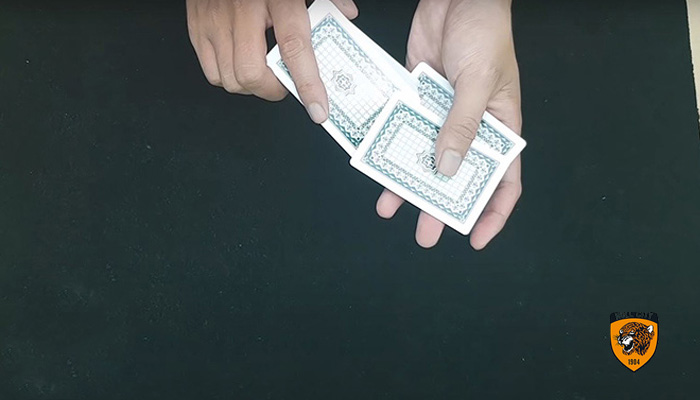 cách cô bài liêng